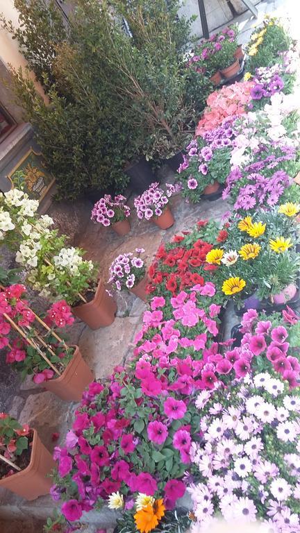 Apartamento Taormina Rainbow House Exterior foto