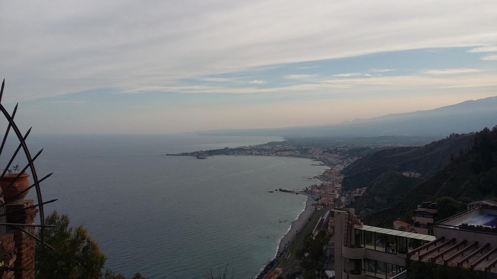 Apartamento Taormina Rainbow House Exterior foto